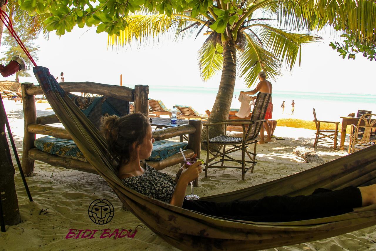 Soul Breeze Backpackers Diani Hostel Diani Beach Ngoại thất bức ảnh