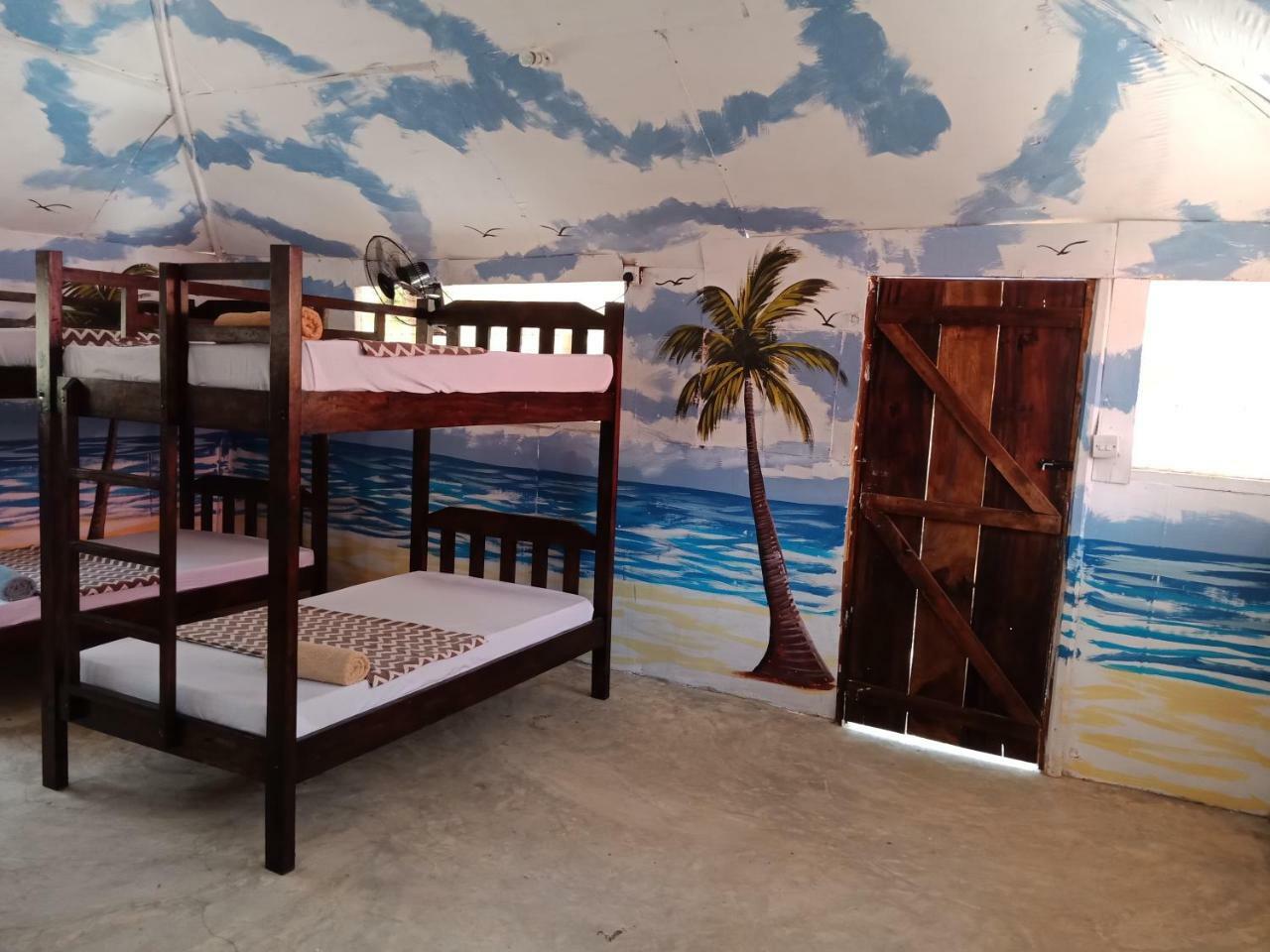 Soul Breeze Backpackers Diani Hostel Diani Beach Ngoại thất bức ảnh
